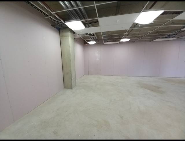 784M² OFFICE TO LET IN BRYANSTON
